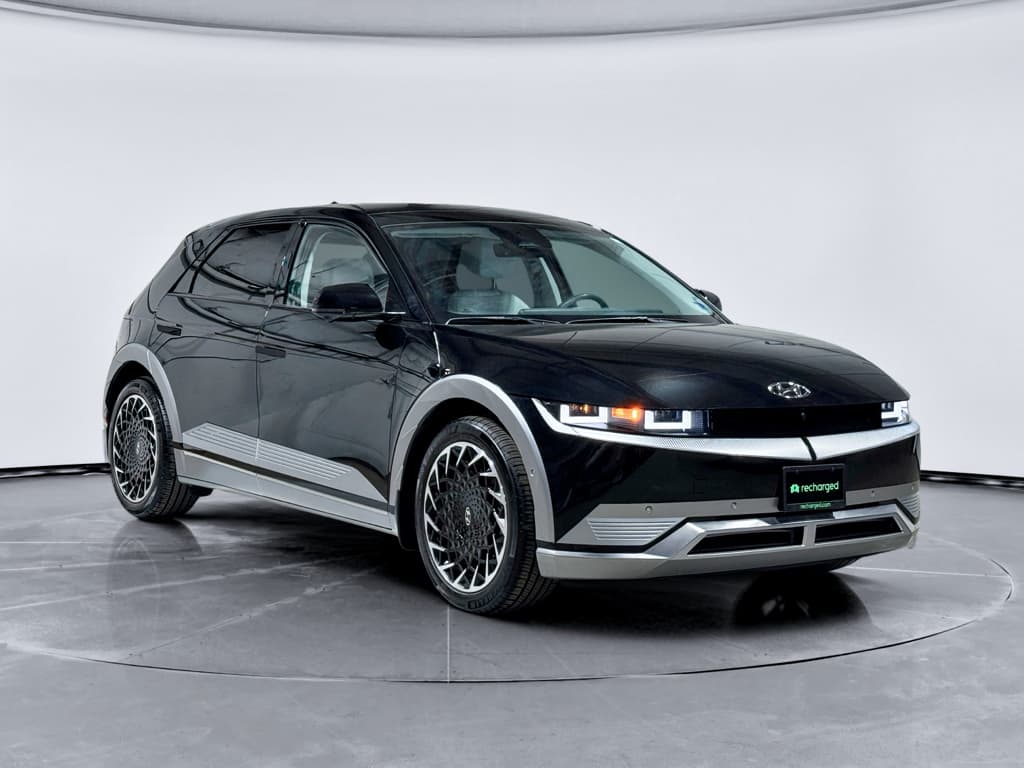 2023 Hyundai IONIQ 5 view 4