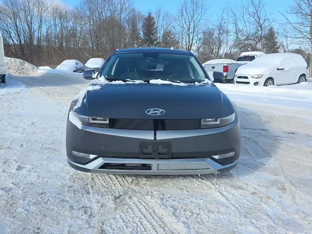 2023 Hyundai IONIQ 5 view 1