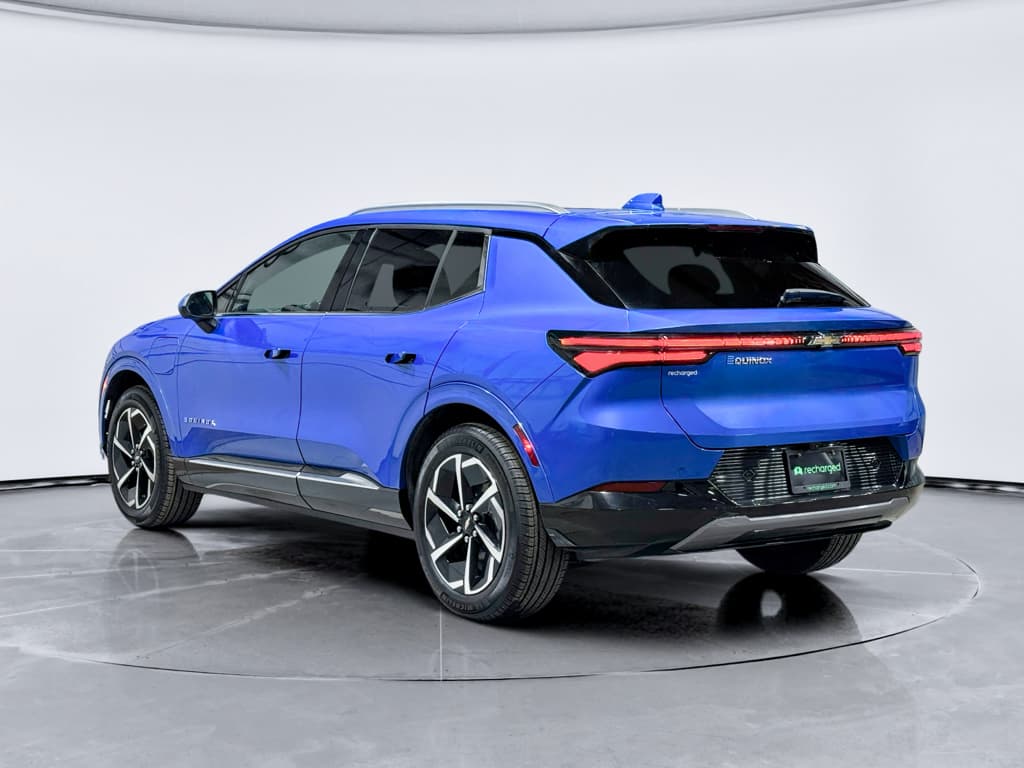2025 Chevrolet Equinox EV view 2