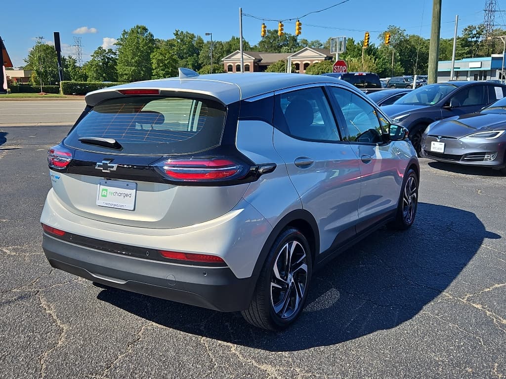 2023 Chevrolet Bolt EV view 3