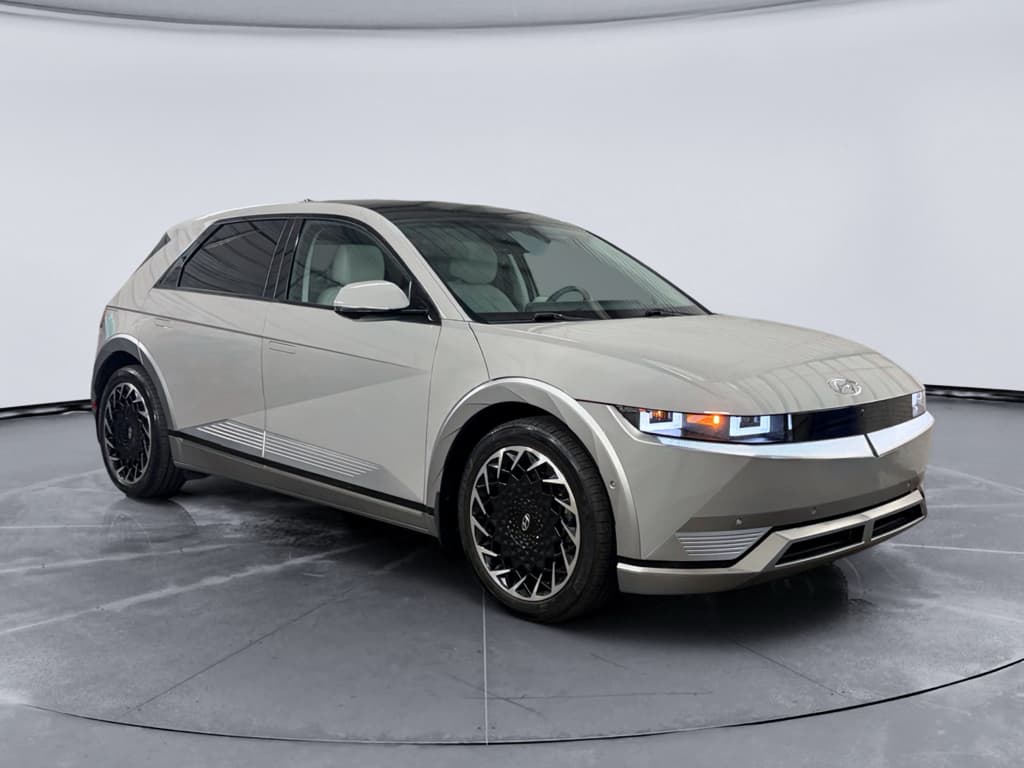 2023 Hyundai IONIQ 5 view 4