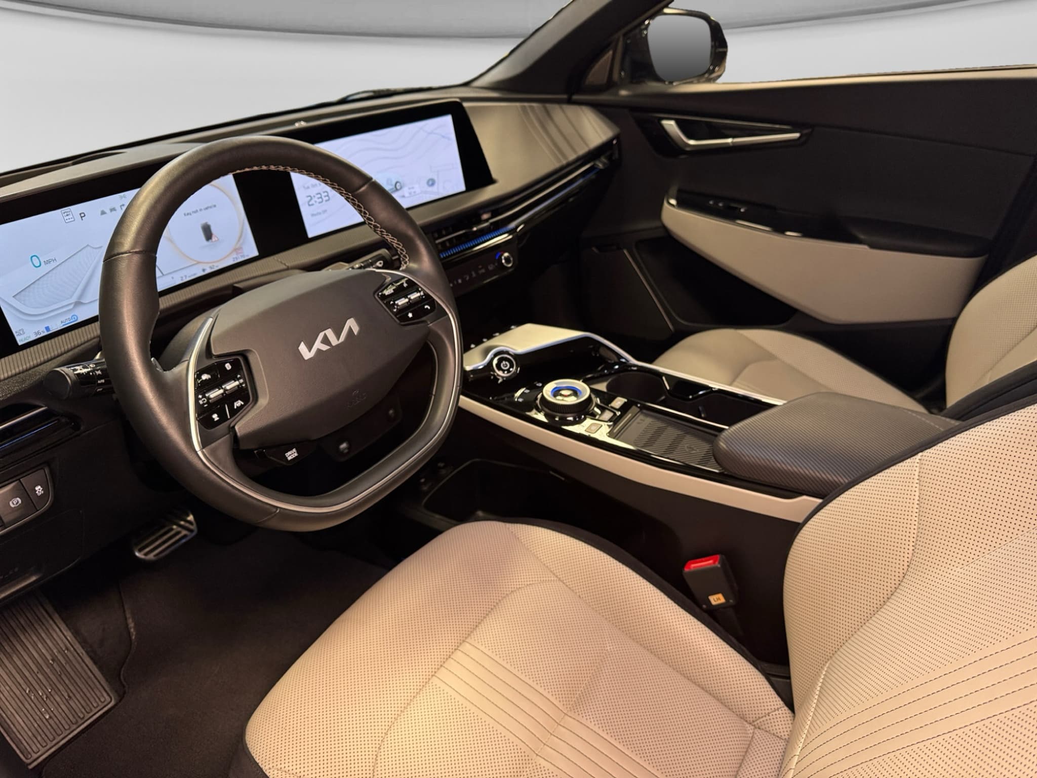 2024 Kia EV6 view 18
