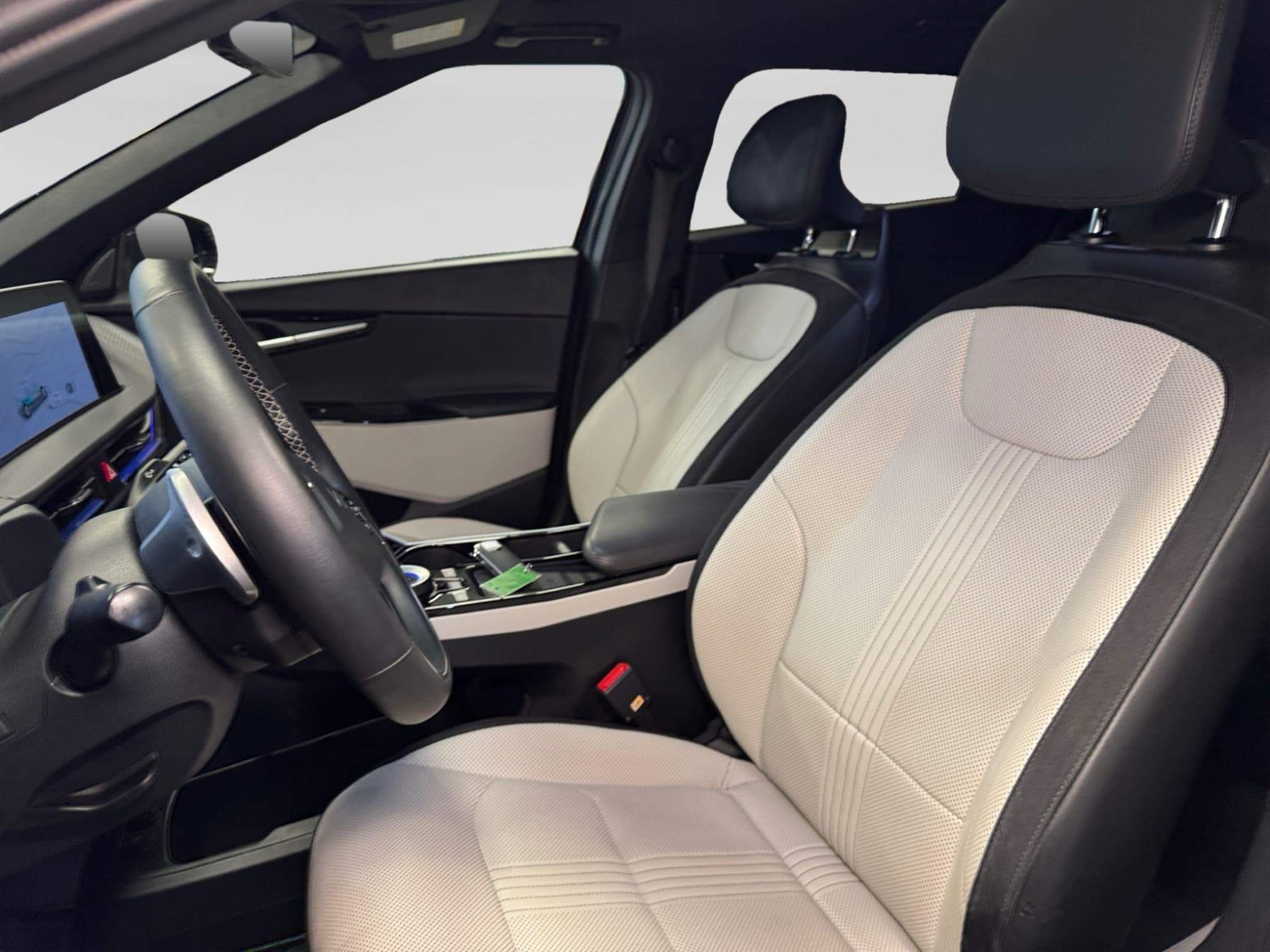 2024 Kia EV6 view 17