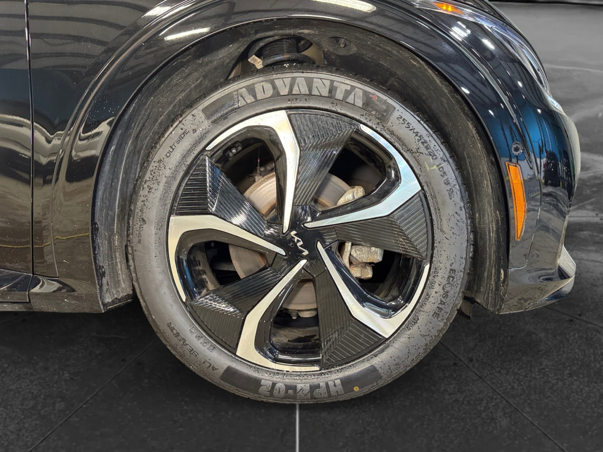 2024 Kia EV6 view 36