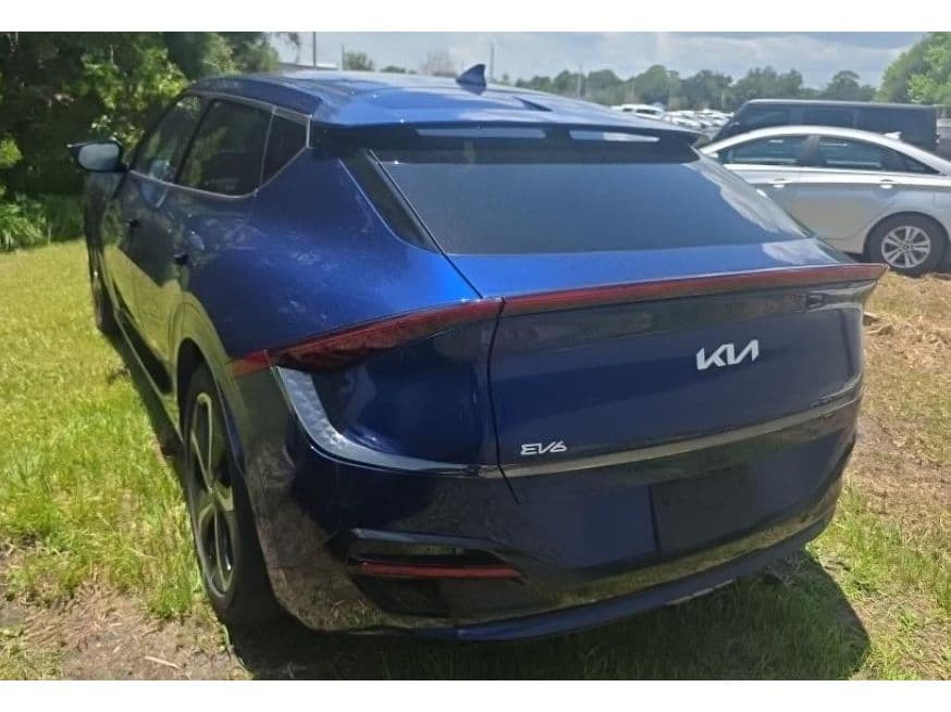 2024 Kia EV6 view 4