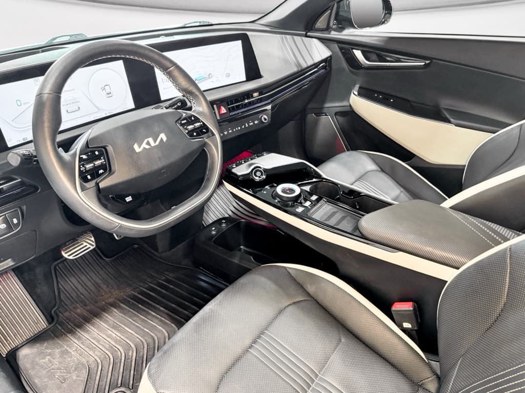 2024 Kia EV6 view 13