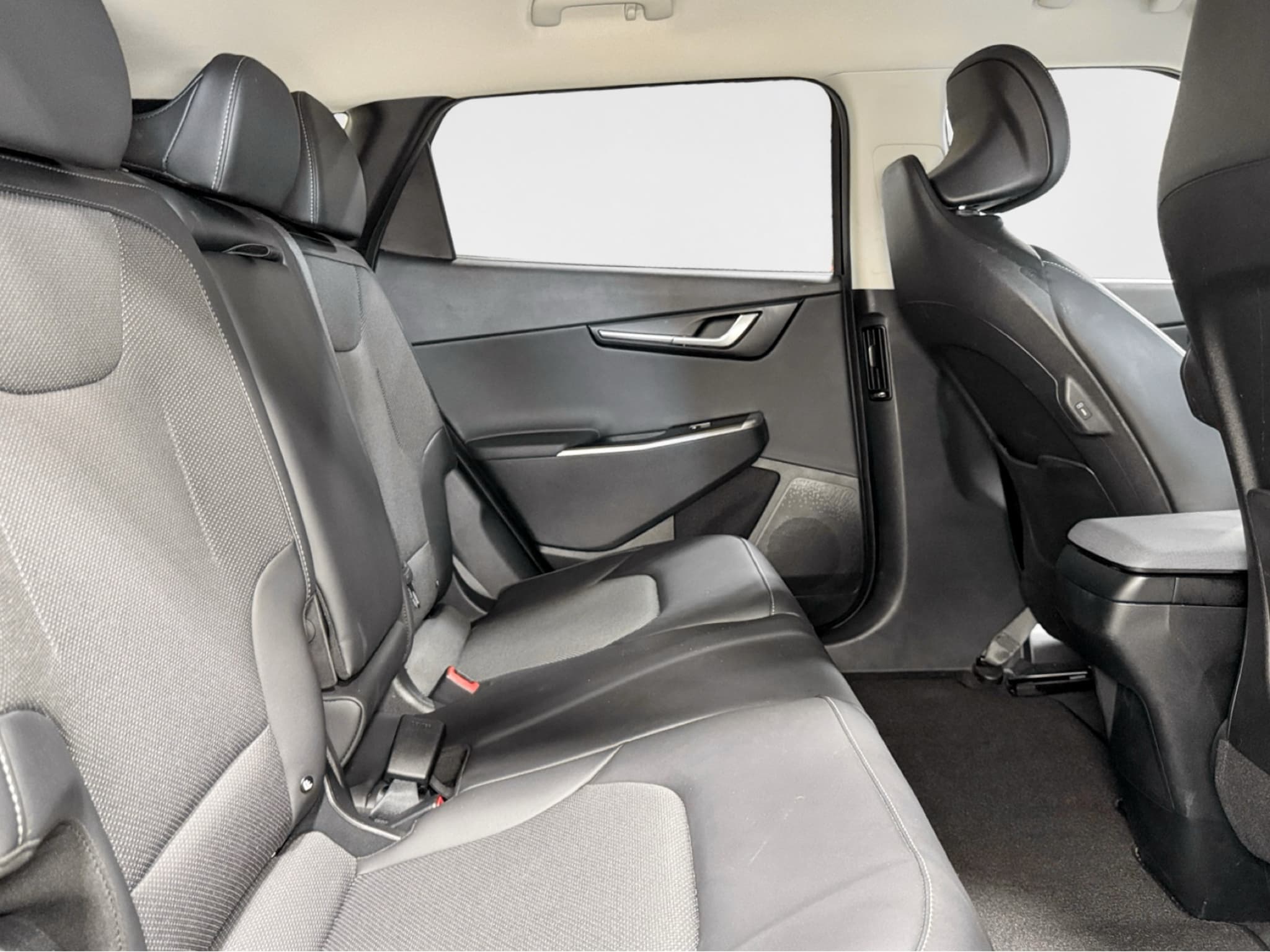 2024 Kia EV6 view 23