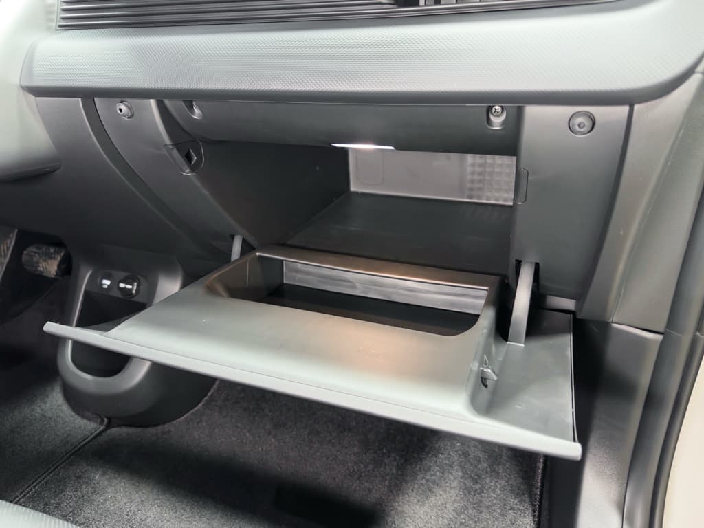 2023 Hyundai IONIQ 5 view 19