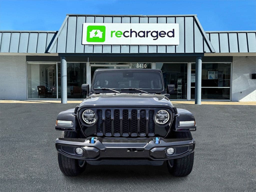 2022 Jeep Wrangler view 2