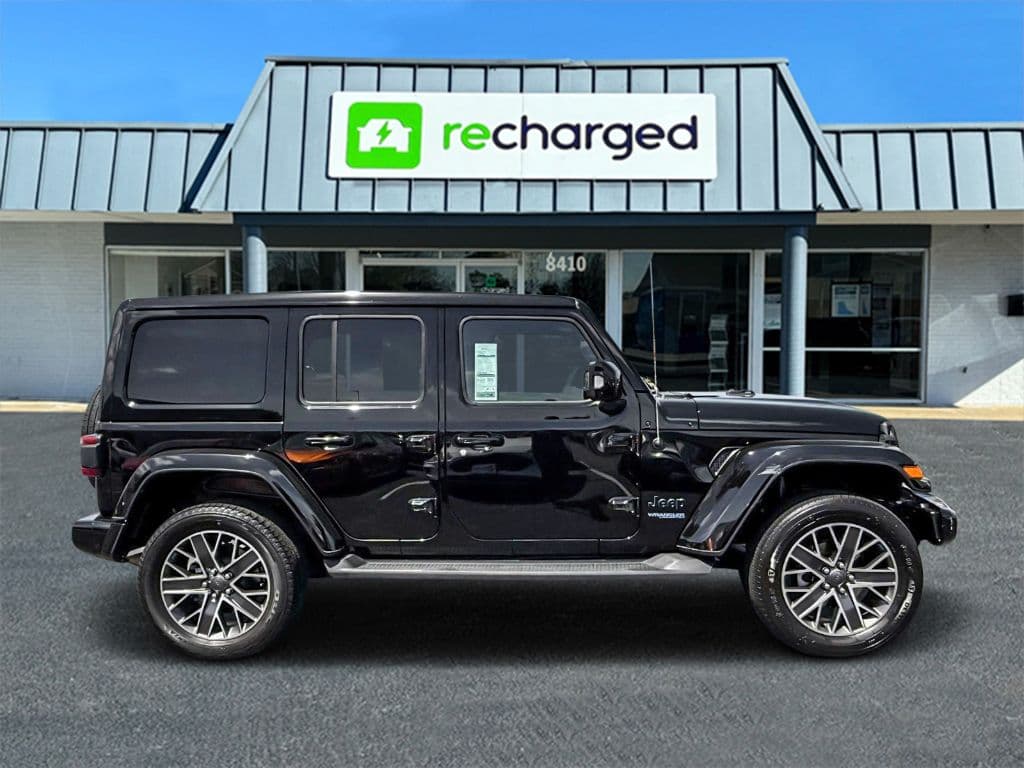 2022 Jeep Wrangler view 7
