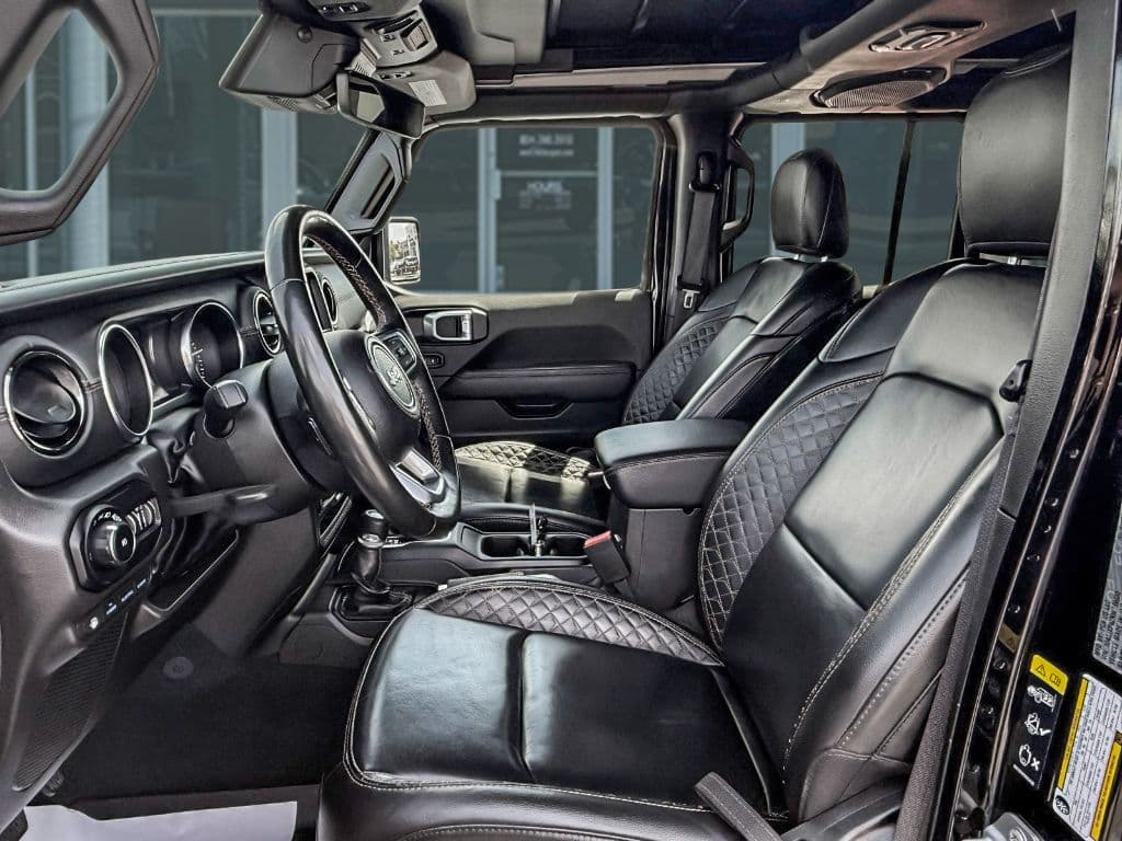 2022 Jeep Wrangler view 8
