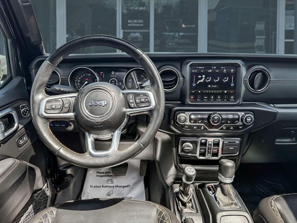 2022 Jeep Wrangler view 14