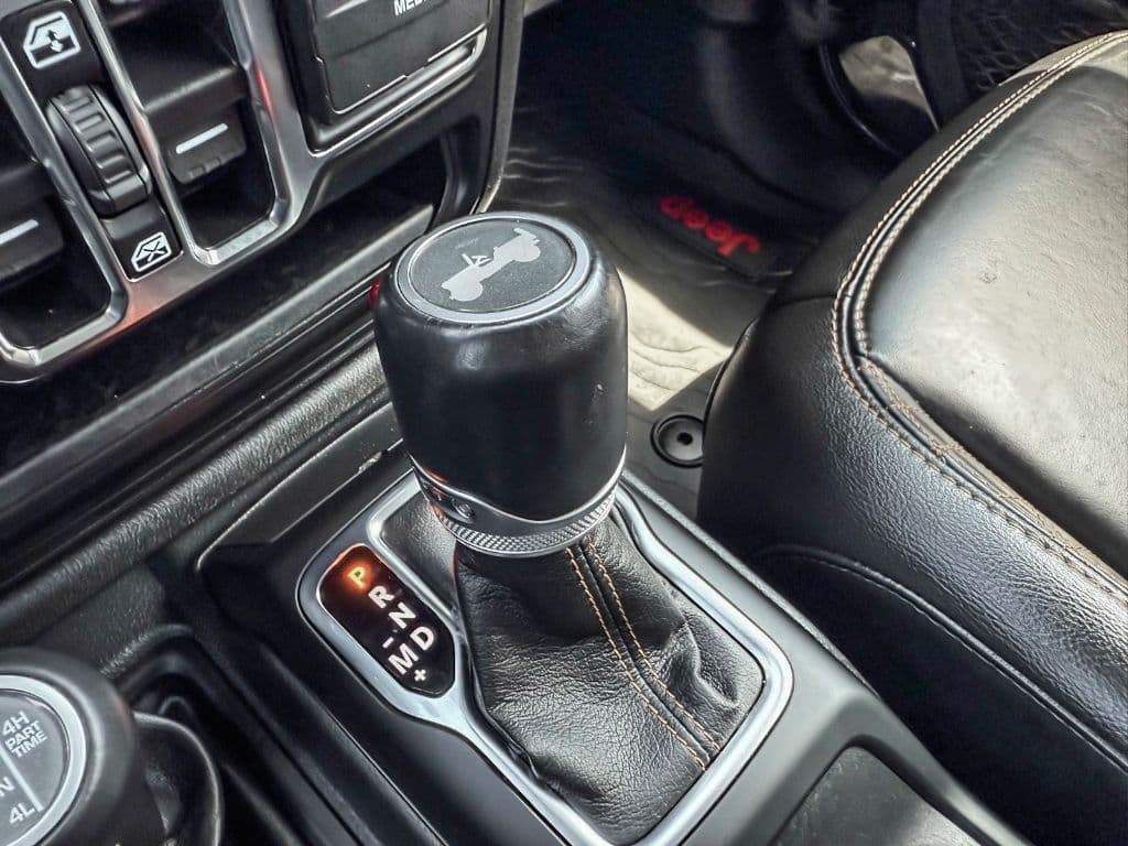 2022 Jeep Wrangler view 19