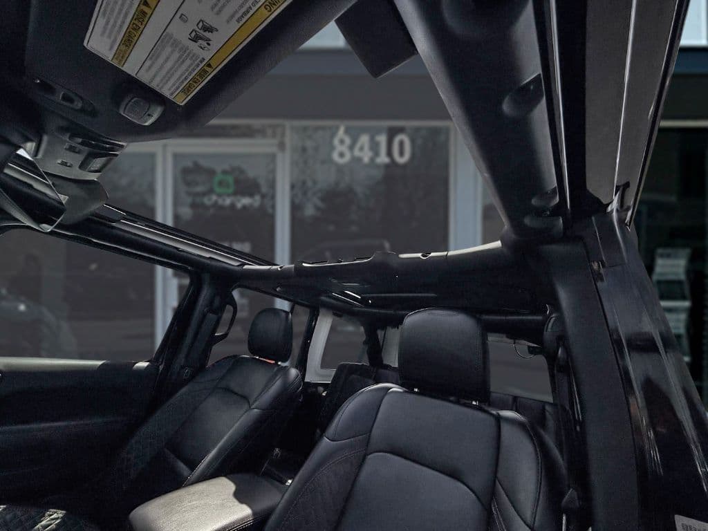 2022 Jeep Wrangler view 27