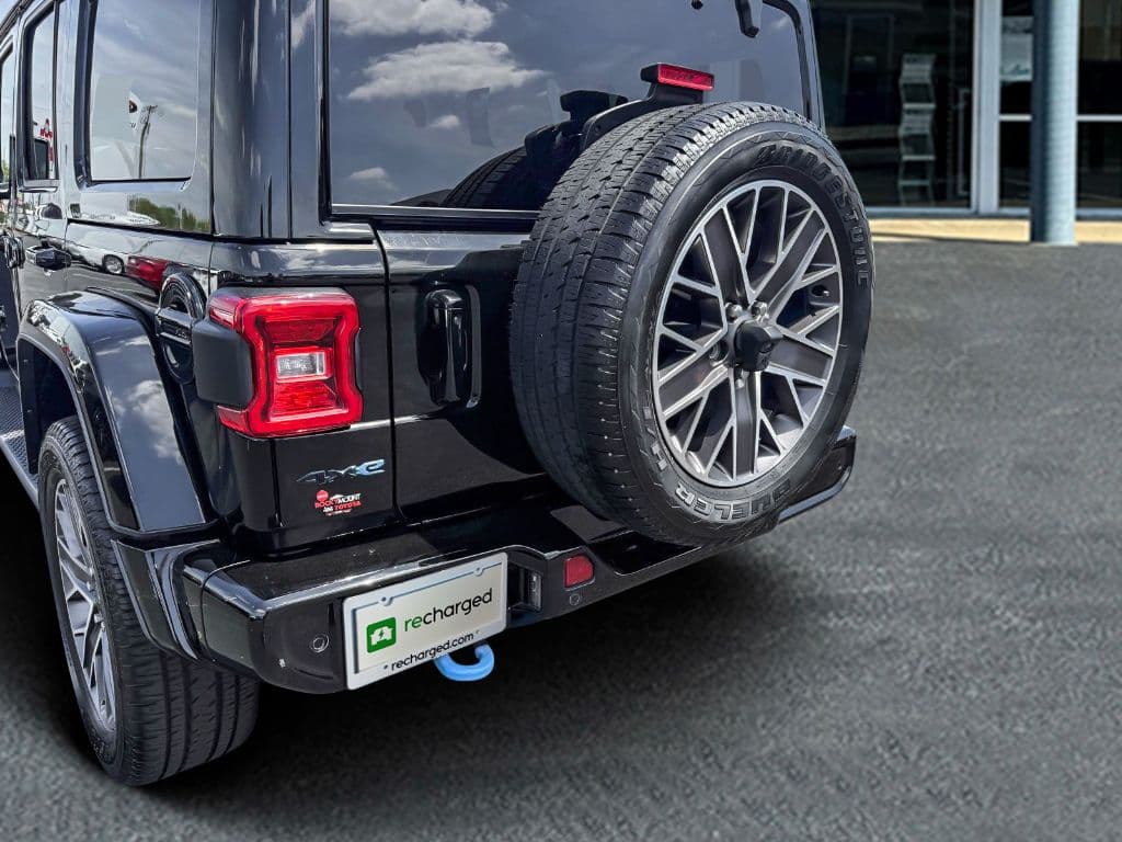 2022 Jeep Wrangler view 30