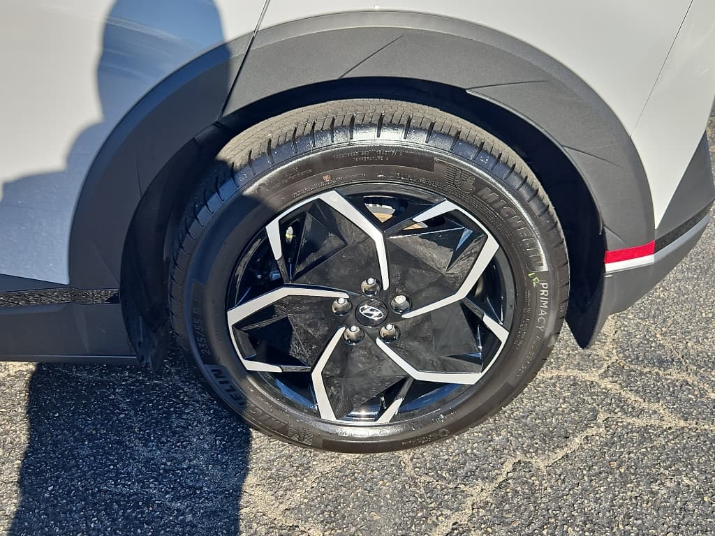 2023 Hyundai IONIQ 5 view 31