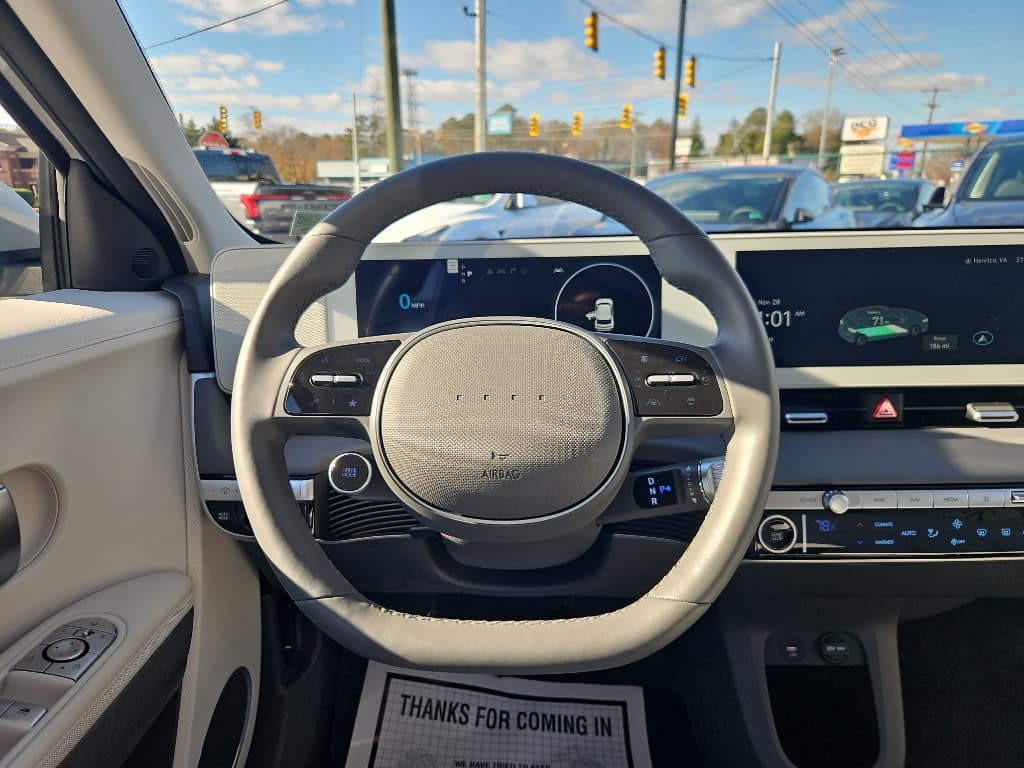 2023 Hyundai IONIQ 5 view 8