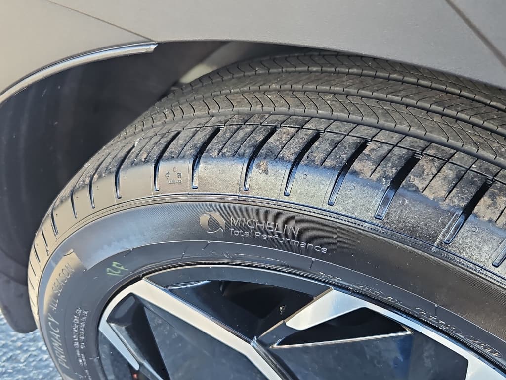 2023 Hyundai IONIQ 5 view 34