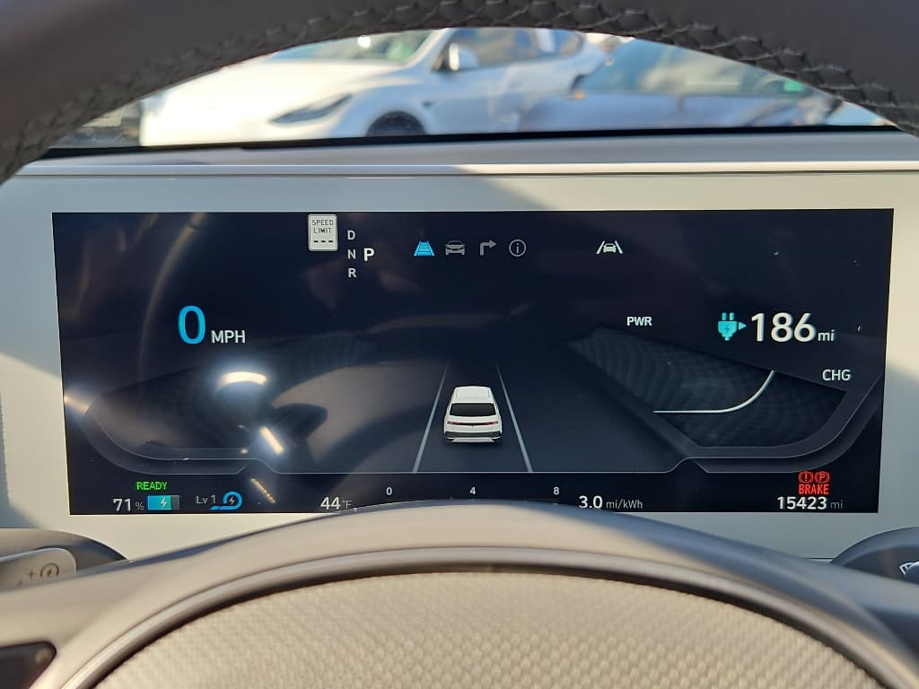 2023 Hyundai IONIQ 5 view 9