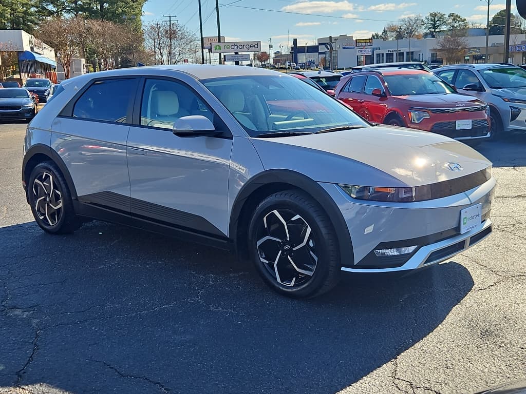 2023 Hyundai IONIQ 5 view 4