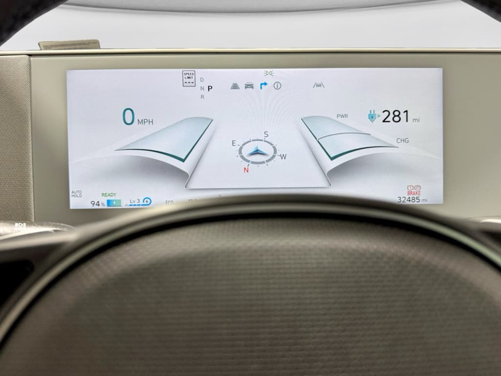 2023 Hyundai IONIQ 5 view 9