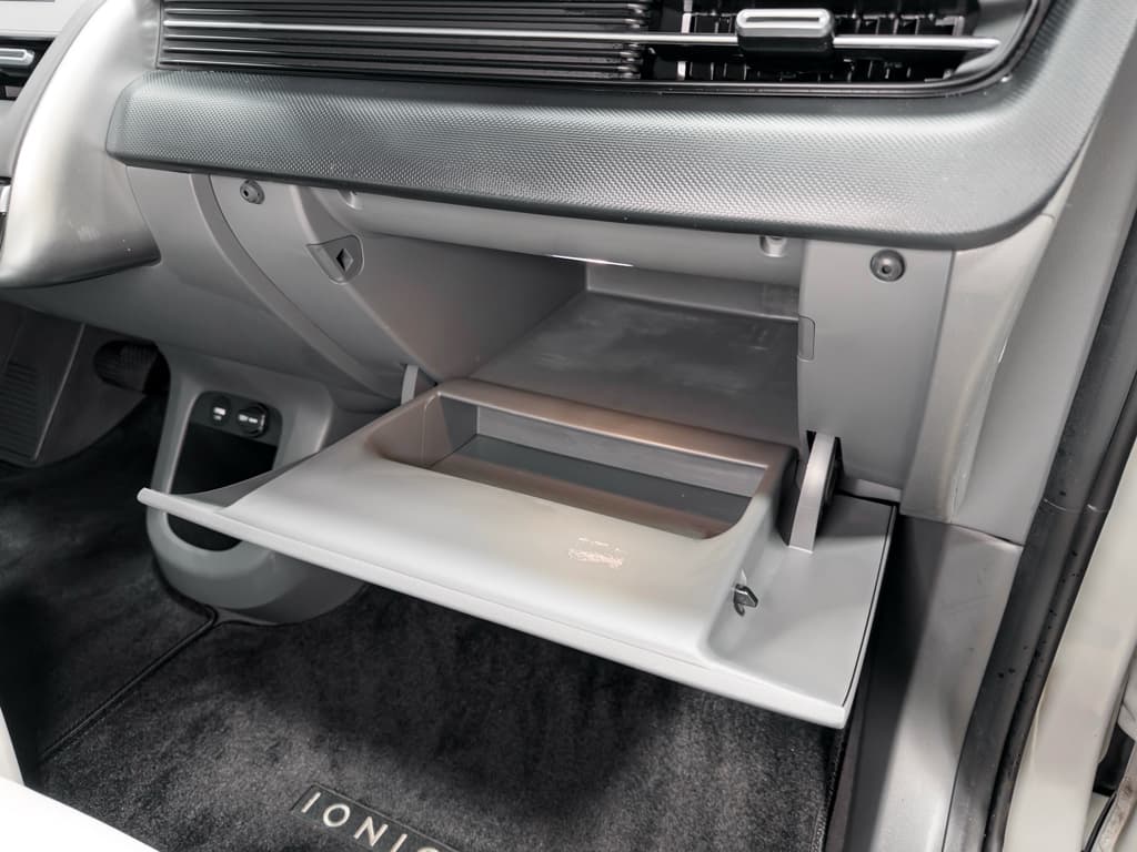 2023 Hyundai IONIQ 5 view 19