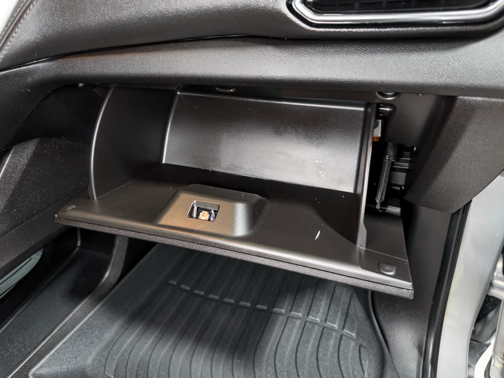 2023 Chevrolet Bolt EUV view 19
