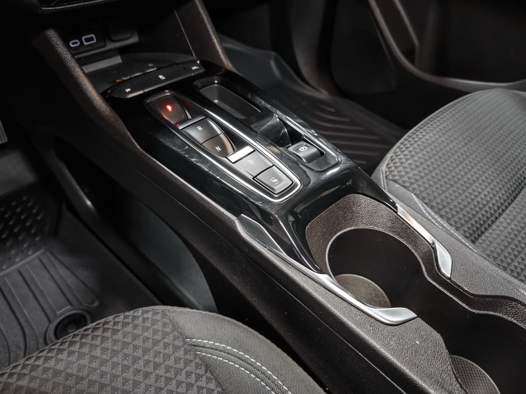 2023 Chevrolet Bolt EUV view 18
