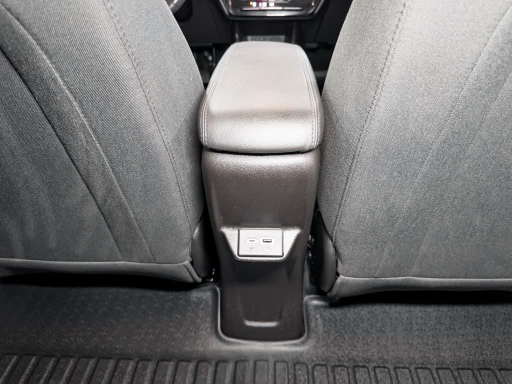 2023 Chevrolet Bolt EUV view 20