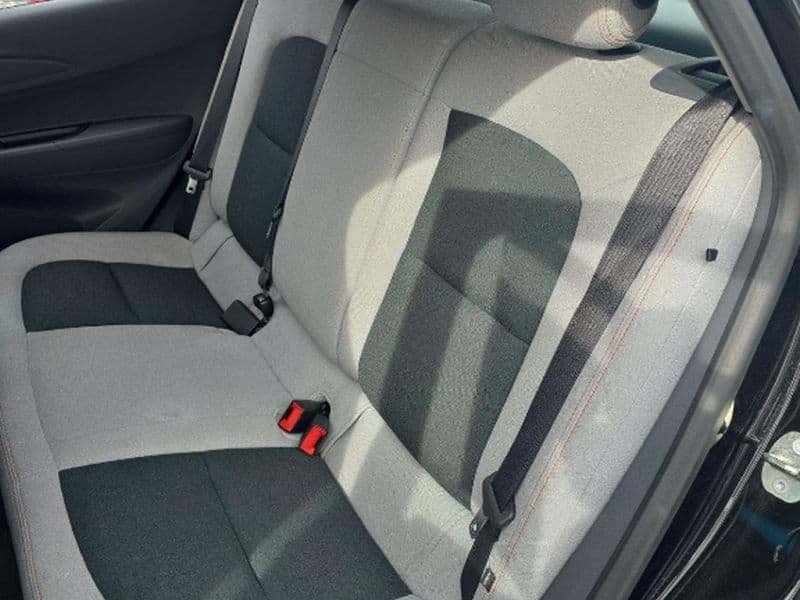 2017 Chevrolet Bolt EV view 6