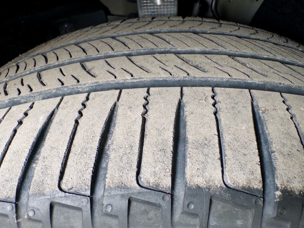 2023 Tesla Model Y view 31