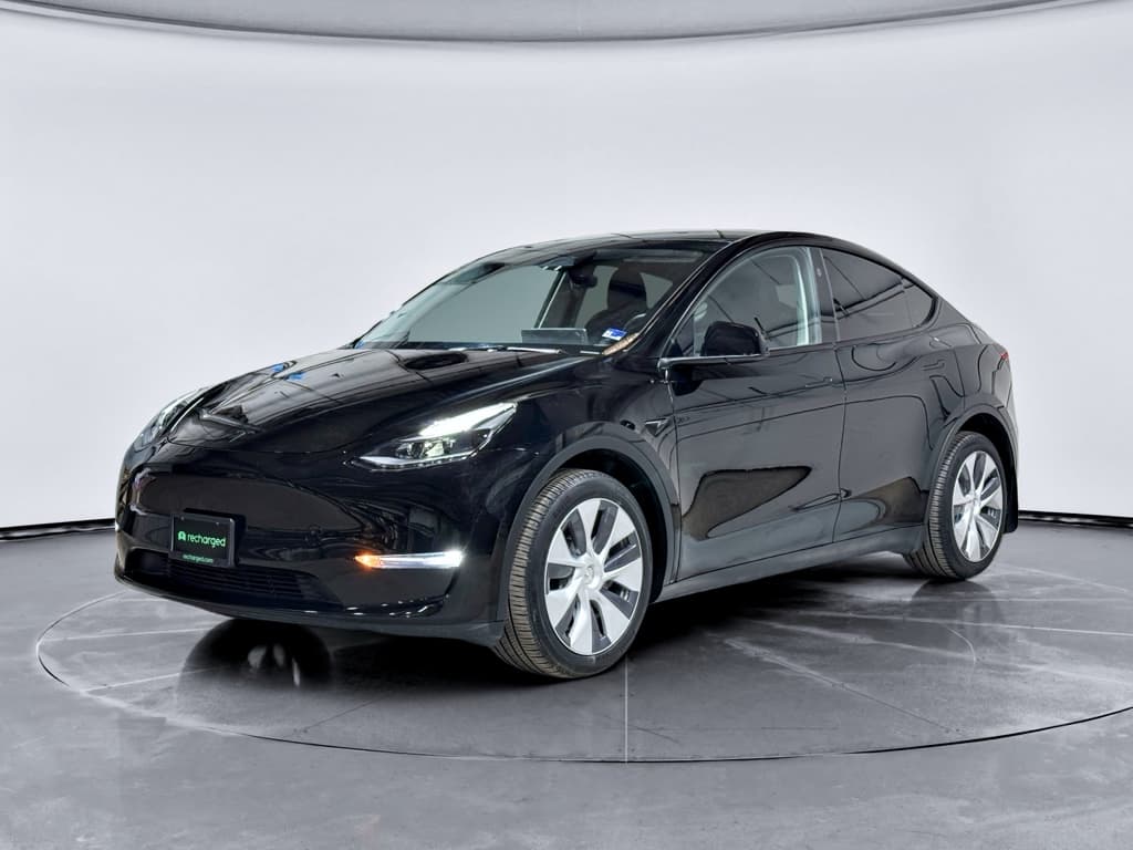 2023 Tesla Model Y view 1