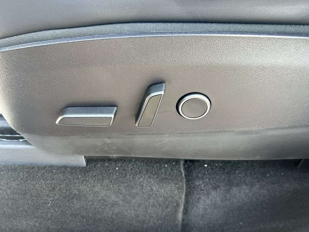2021 Tesla Model Y view 7