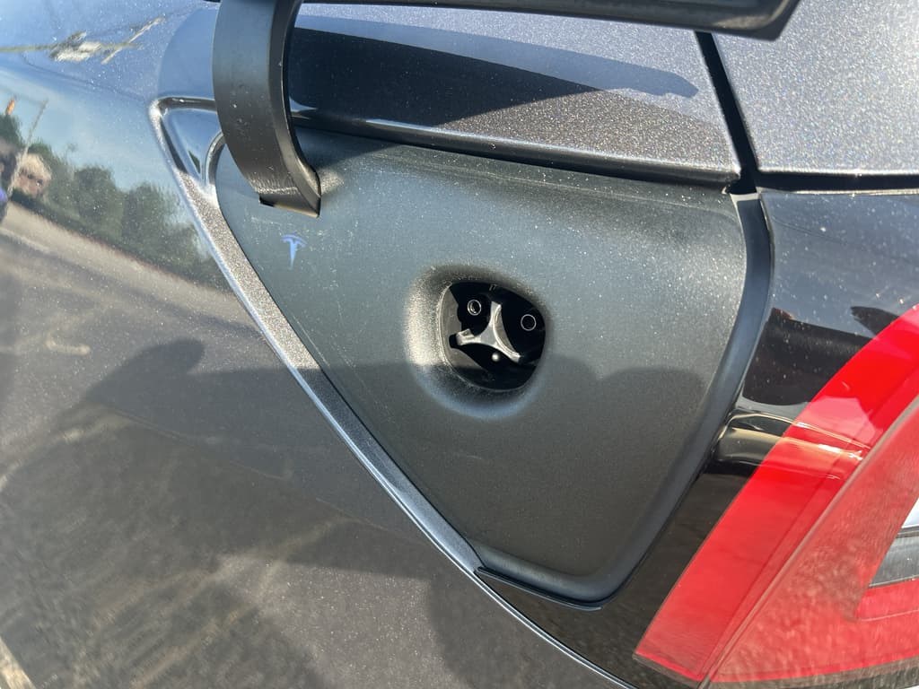 2021 Tesla Model Y view 5