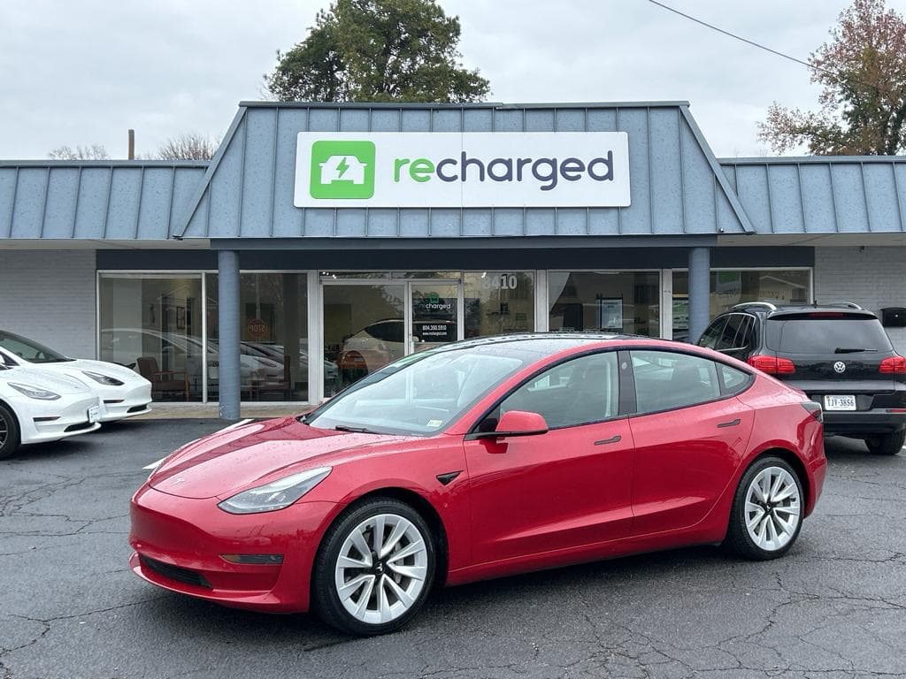 2022 Tesla Model 3 view 3