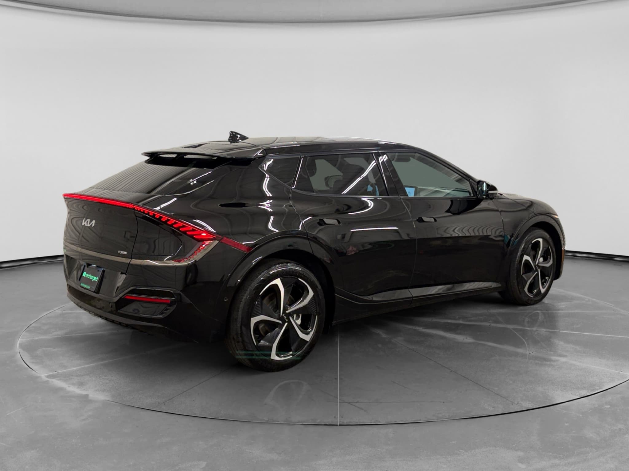 2024 Kia EV6 view 3