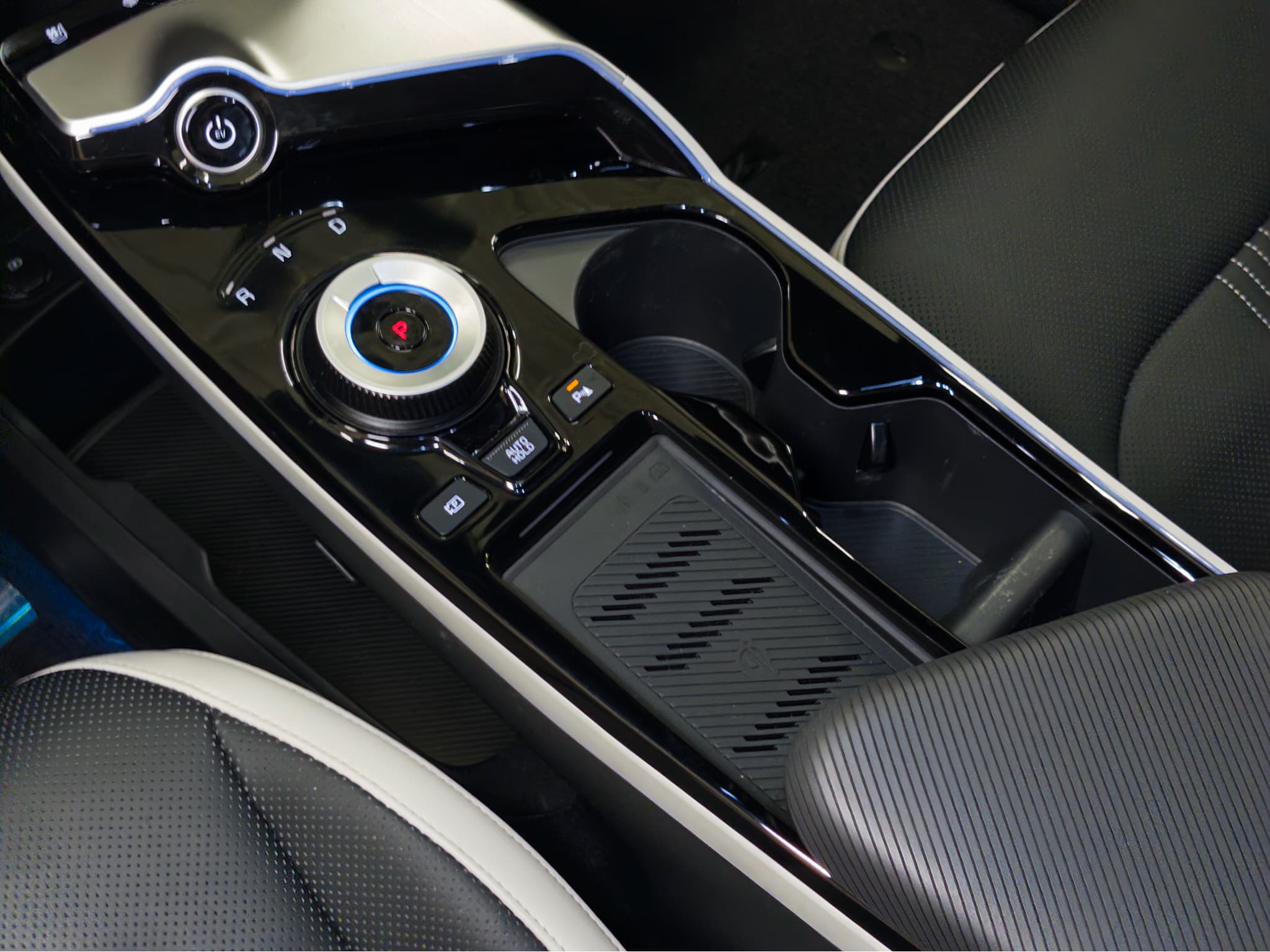 2024 Kia EV6 view 19