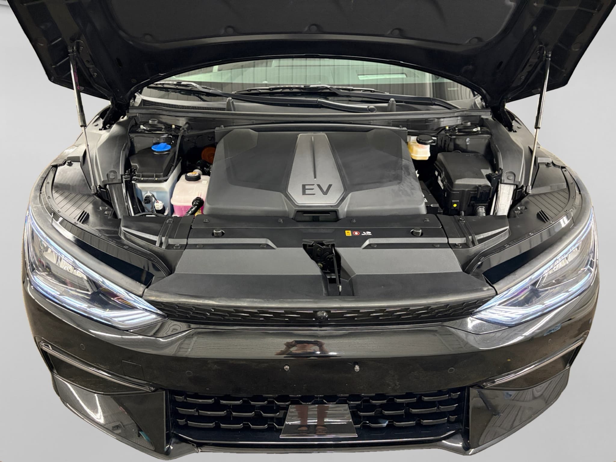 2024 Kia EV6 view 23