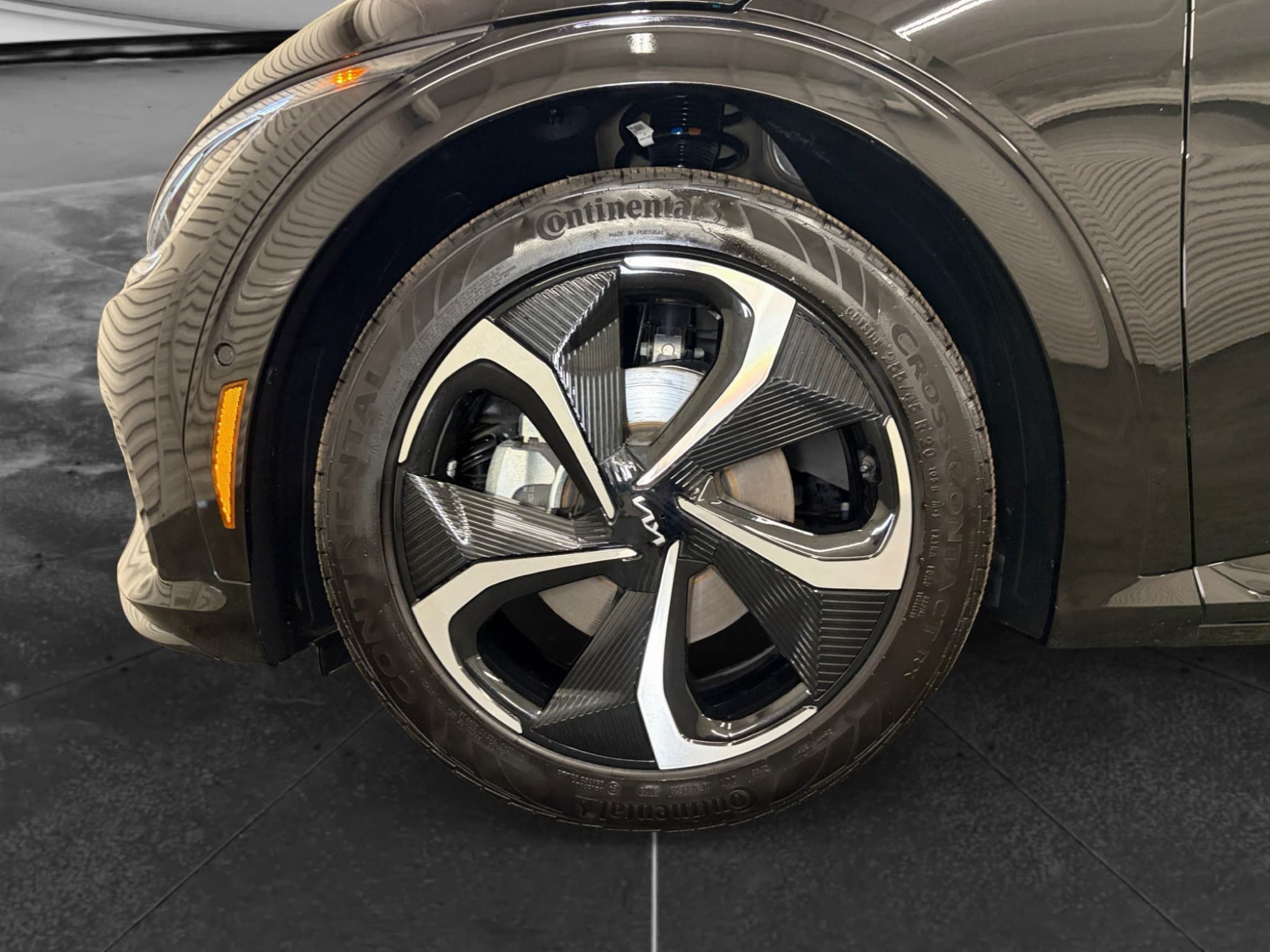 2024 Kia EV6 view 29