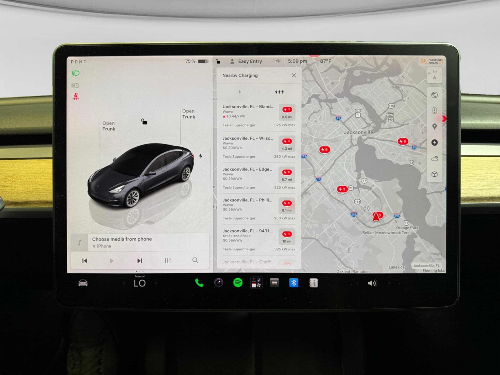 2022 Tesla Model 3 view 10