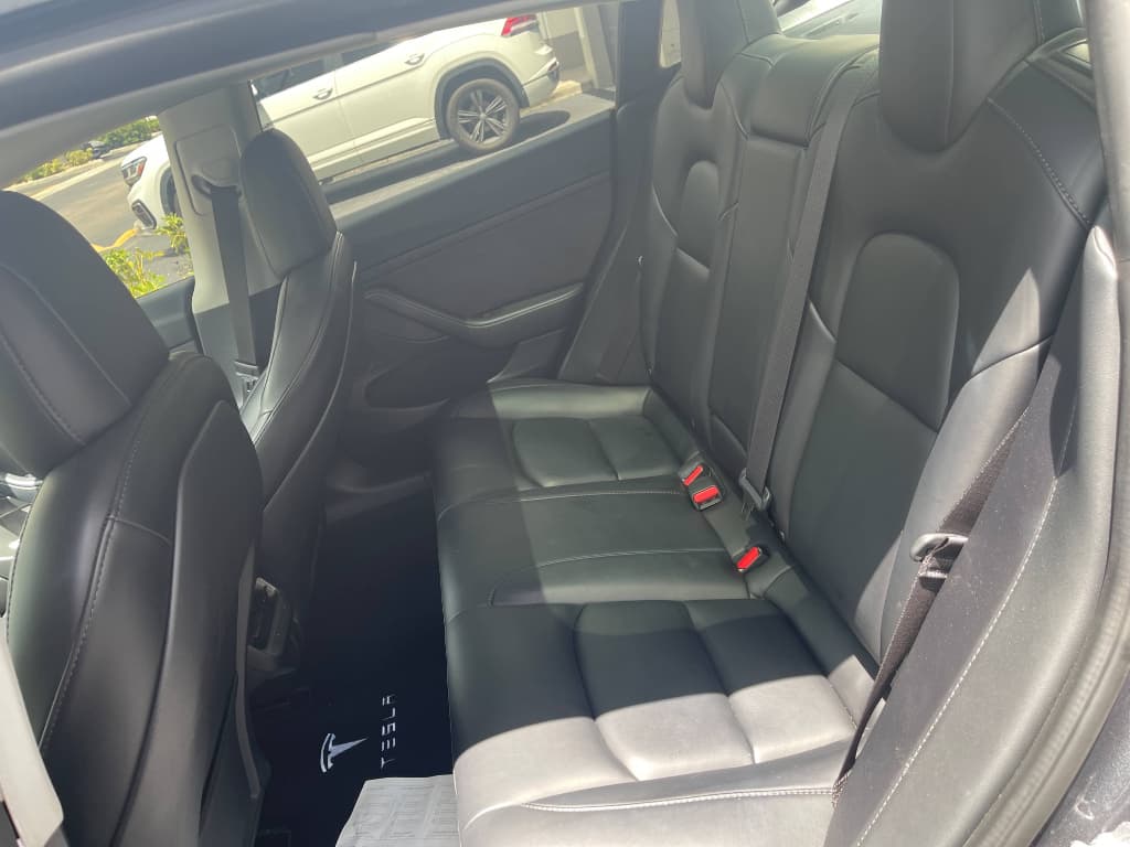 2022 Tesla Model 3 view 8