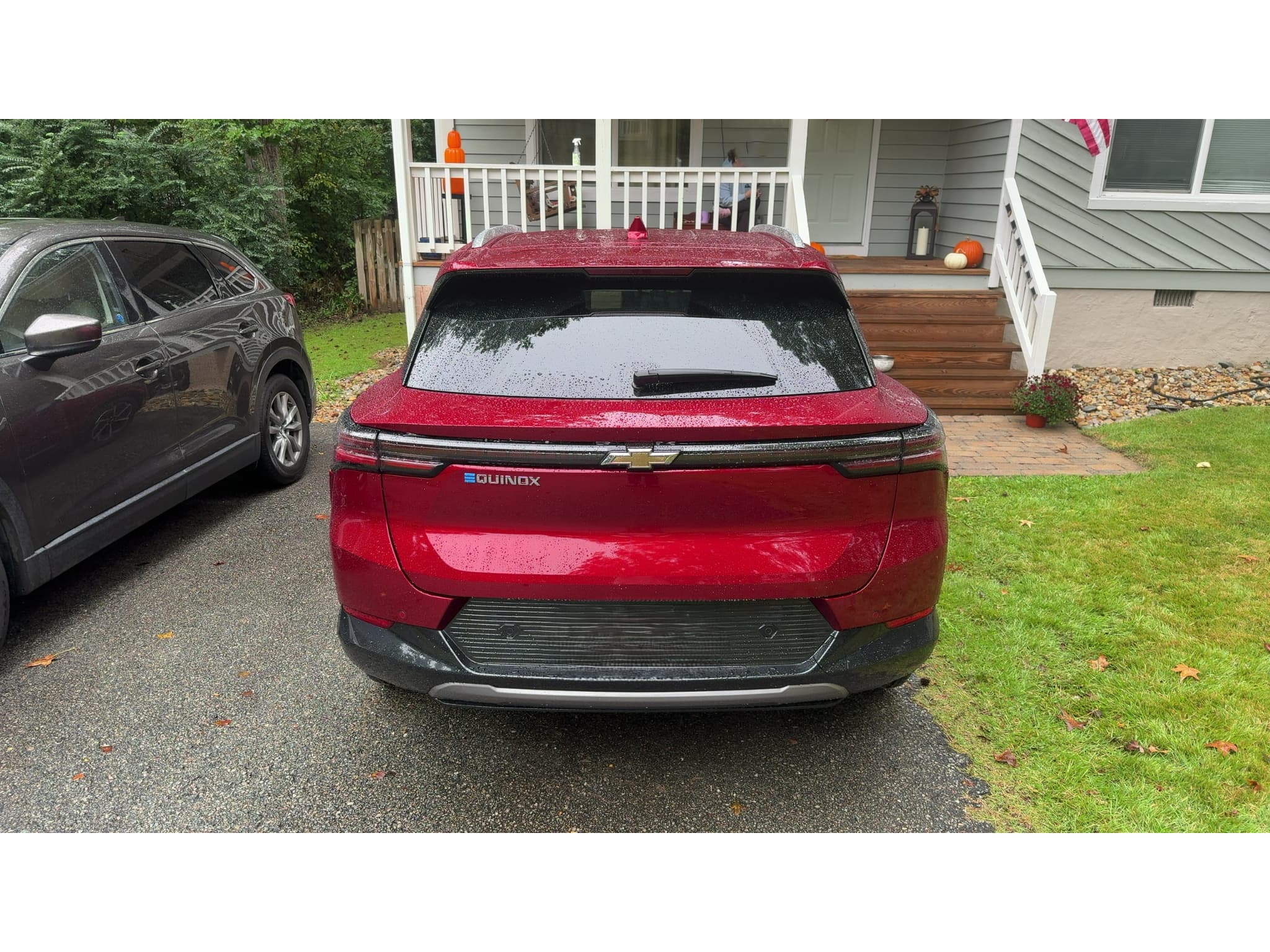 2025 Chevrolet Equinox EV view 4