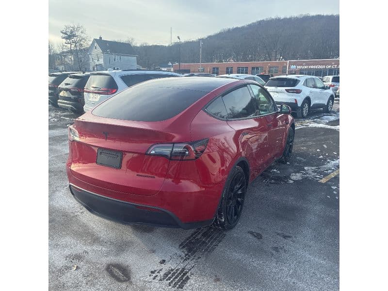 2021 Tesla Model Y view 3