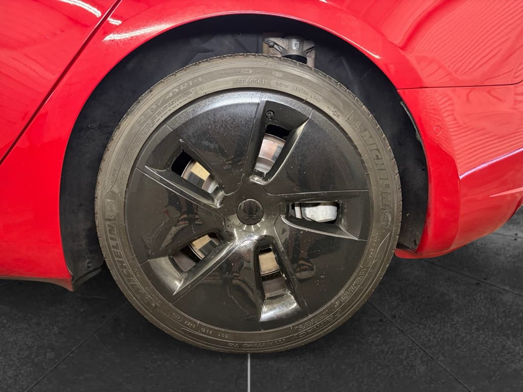 2019 Tesla Model 3 view 29