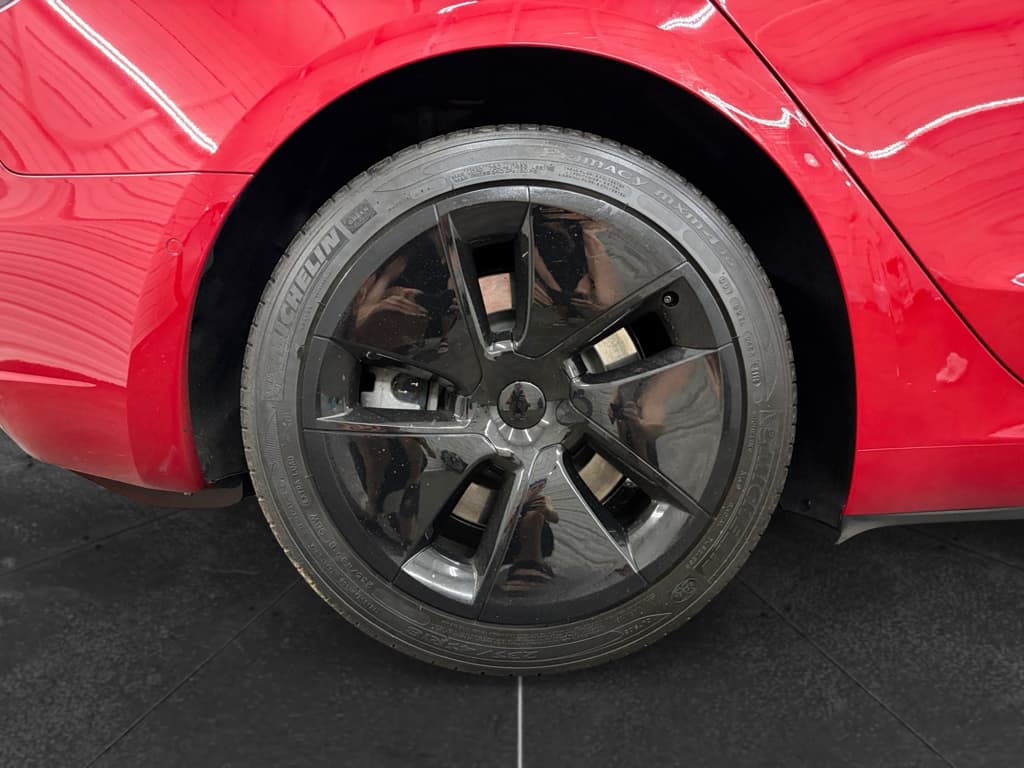 2019 Tesla Model 3 view 33