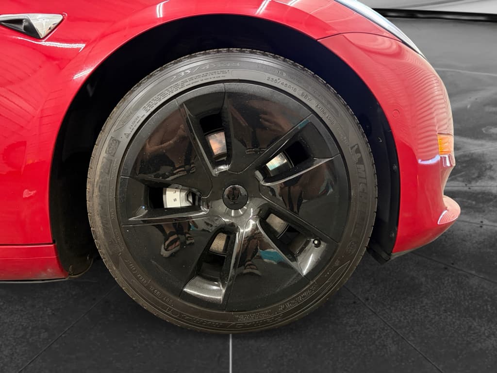2019 Tesla Model 3 view 31