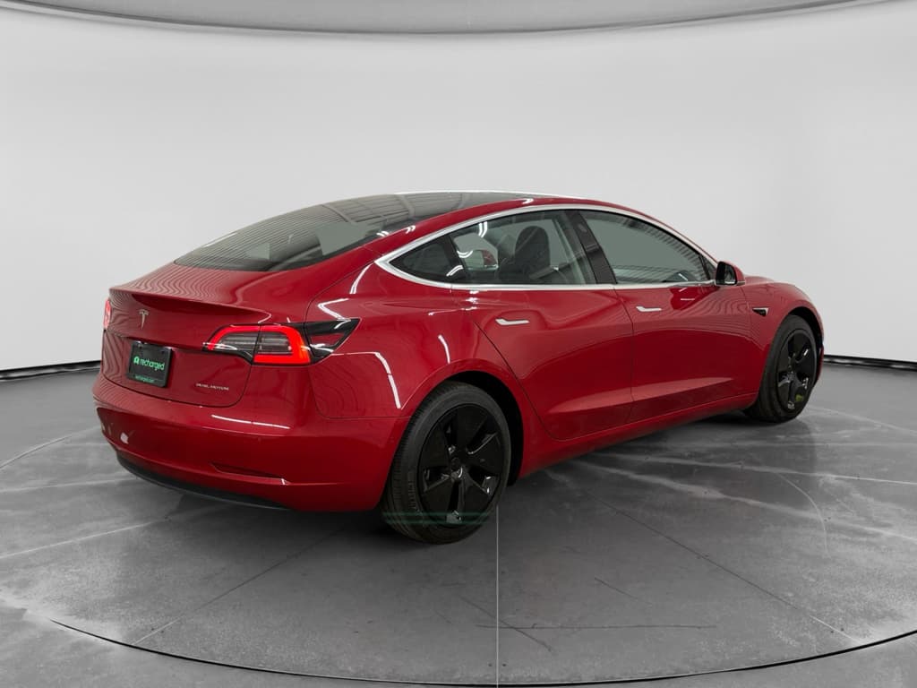 2019 Tesla Model 3 view 3