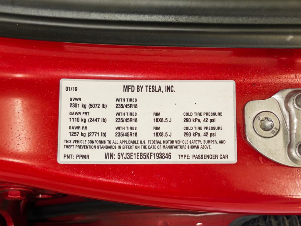 2019 Tesla Model 3 view 25