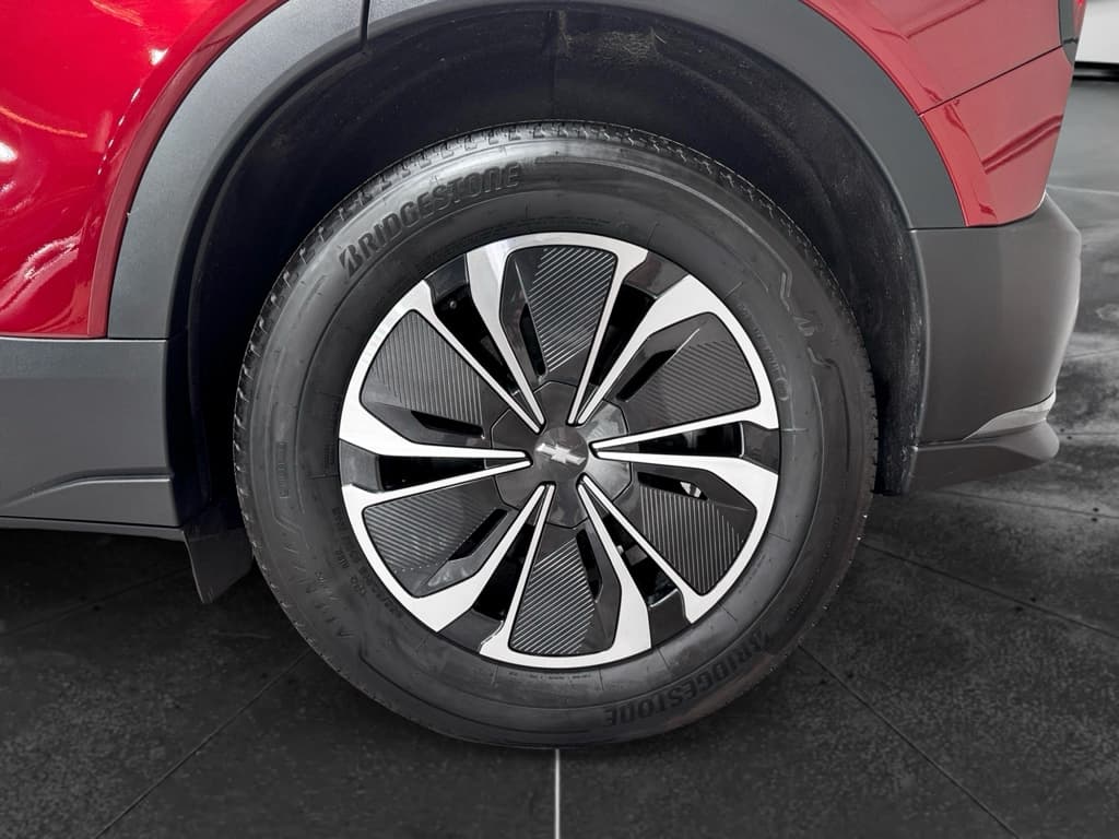 2025 Chevrolet Blazer EV view 31