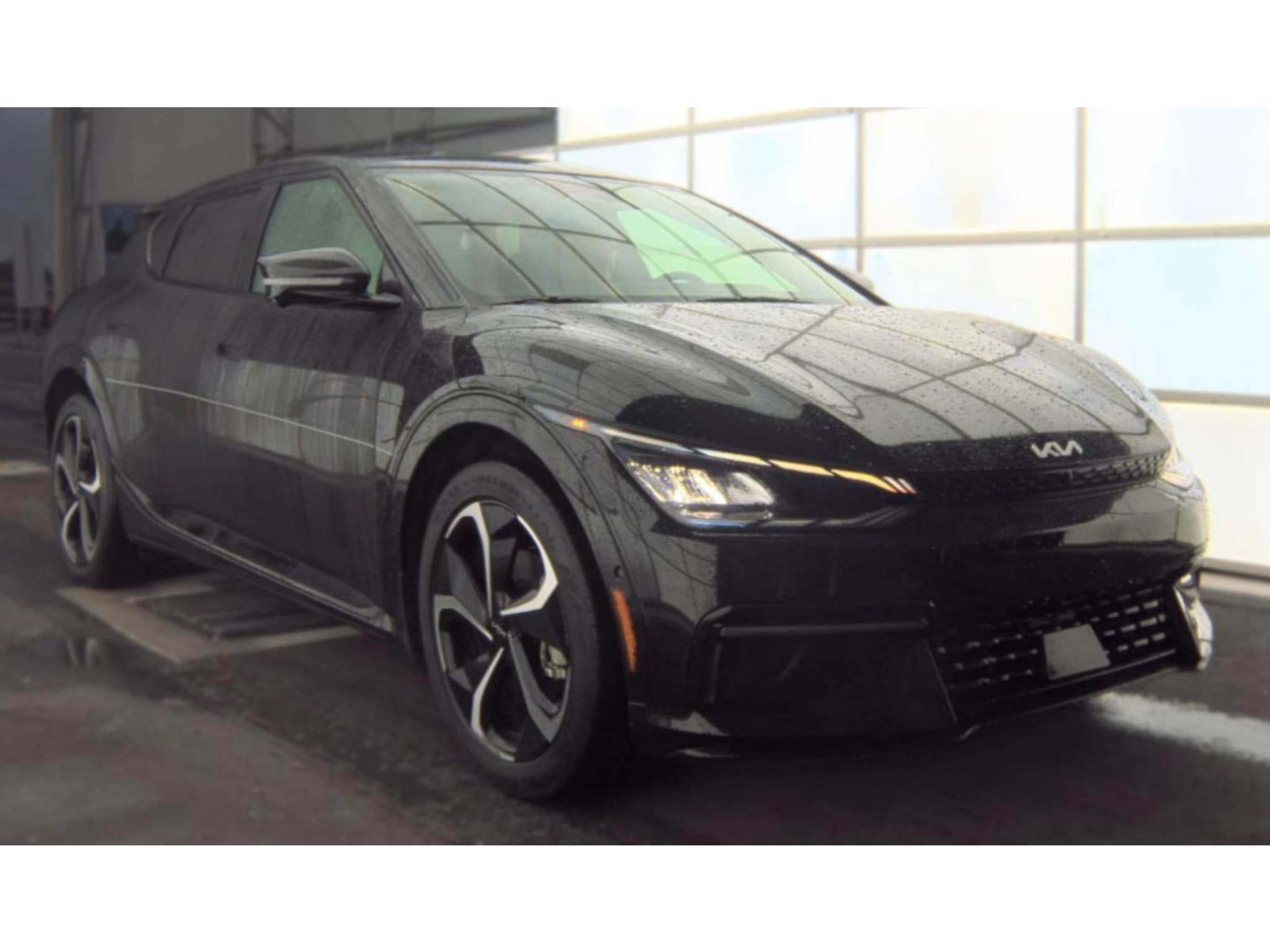 2024 Kia EV6 view 4